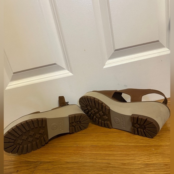 NEW TIMBERLAND BROWN LEATHER COMFORT WEDGE PLATFORM SANDALS SIZE 7 - Picture 11 of 11